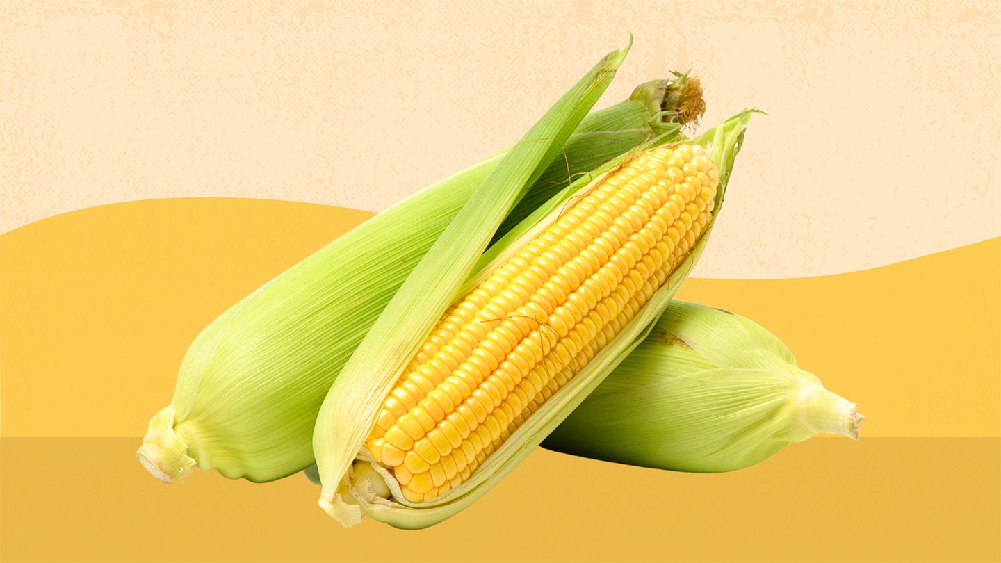 Corn on the Cob Nutrition Facts: Carbs, Fiber Content, and Health Benefits