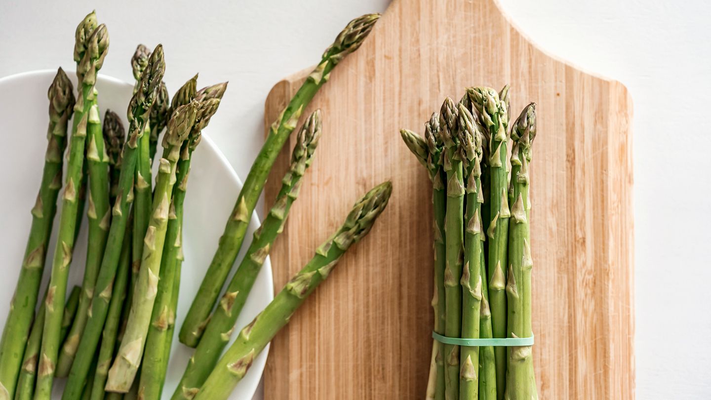 Asparagus Offers Abundant Nutrition for Low-Carb Diets
