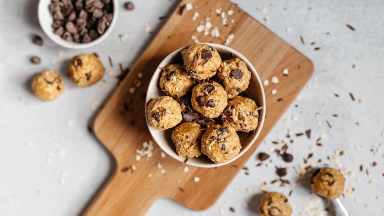 3-Ingredient Peanut Butter Cream Cheese Balls - Easy Low-Carb Fat Bombs