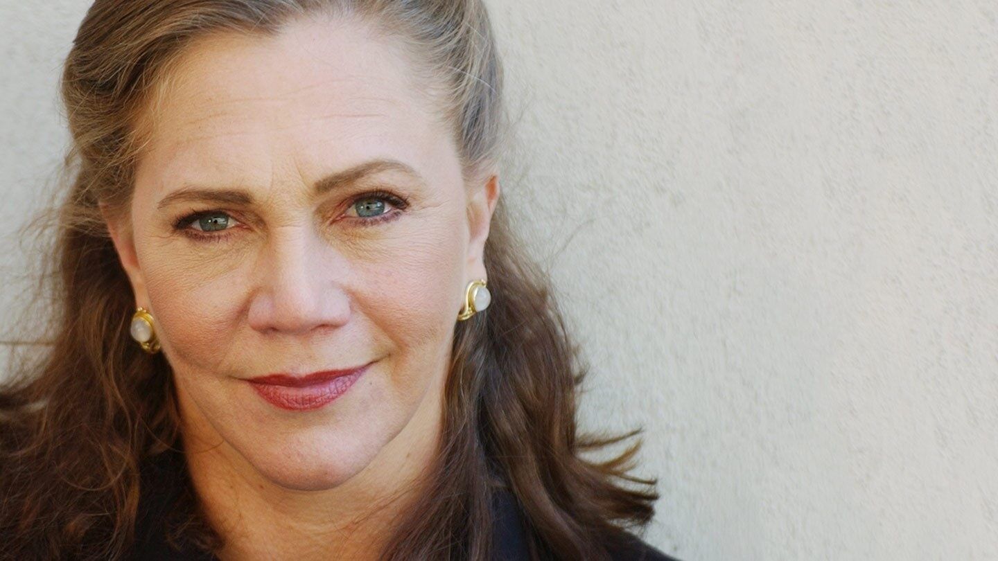 Kathleen Turner's Rheumatoid Arthritis and Weight Loss Journey
