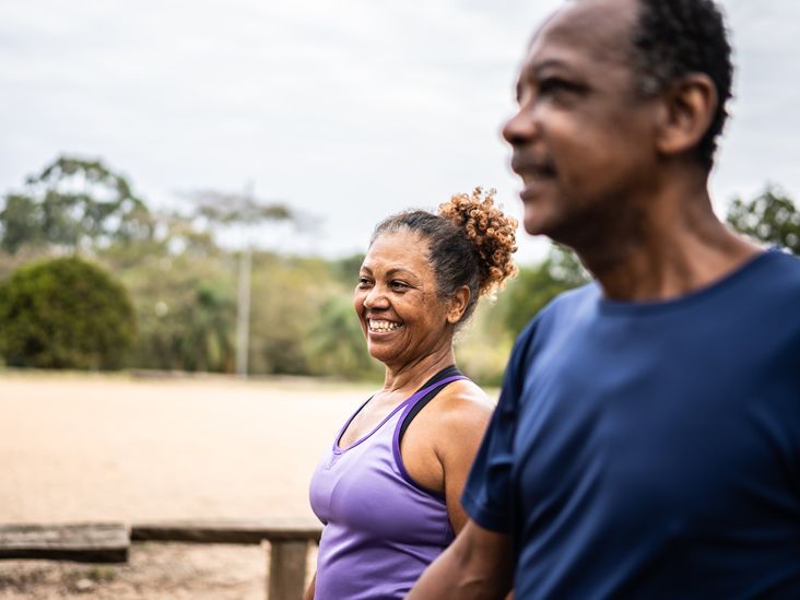 Walking in older age: Benefits and tips that actually work